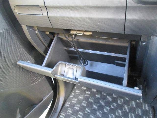 タント カスタムX グー故障診断済 車検2年 整備付 保証 フルセグ純正ナビ Bluetooth DVD スマートキー パワ-スライドドア HID フォグライト ウインカーミラー オートエアコン フルフラット AW(29枚目)