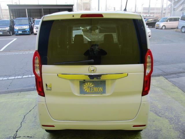 N-BOX Gホンダセンシング グー故障診断済 車検2年 整備付 保証 社外オーディオ Bluetooth CD Rカメ プッシュスタート スマートキー ETC 衝突軽減ブレーキ オートエアコン クルコン 両スライドドア 取説(13枚目)