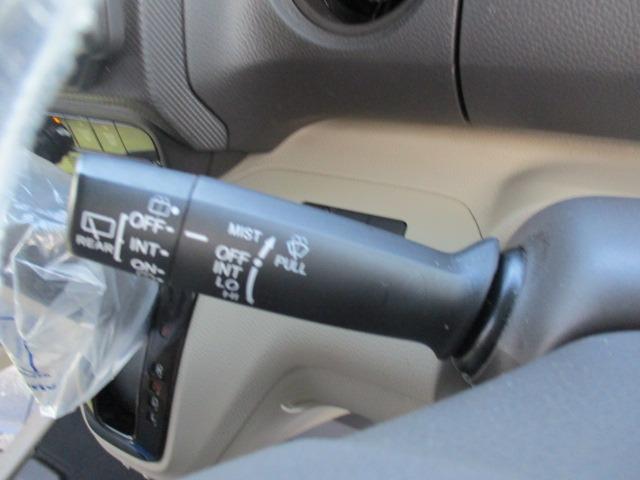 N-BOX Gホンダセンシング グー故障診断済 車検2年 整備付 保証 社外オーディオ Bluetooth CD Rカメ プッシュスタート スマートキー ETC 衝突軽減ブレーキ オートエアコン クルコン 両スライドドア 取説(34枚目)