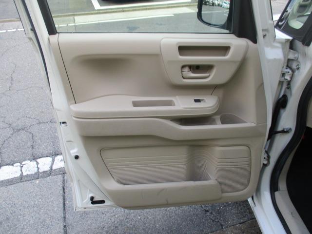 N-BOX Gホンダセンシング グー故障診断済 車検2年 整備付 保証 社外オーディオ Bluetooth CD Rカメ プッシュスタート スマートキー ETC 衝突軽減ブレーキ オートエアコン クルコン 両スライドドア 取説(46枚目)