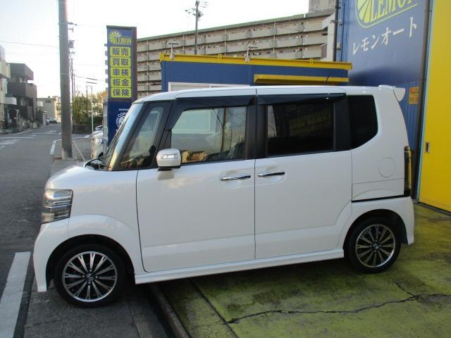 N-BOXカスタム G・ターボLパッケージ グー故障診断済 車検2年 保証 禁煙 フルセグ社外HDDナビ Rカメ プッシュスタート スマートキー ETC 両パワースライドドア オートエアコン クルコン HID AW 取説(15枚目)