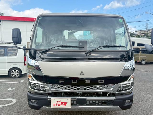 キャンター 積載車 カスタム 極東フラトップ カスタムグレード 極東フラトップ ワンオーナー 10インチ液晶メーター イージーアクセスキー バックカメラ LEDヘッドライト スマートキー ラジコン ウインチ 左電動格納ドアミラ 積載量3150kg(2枚目)