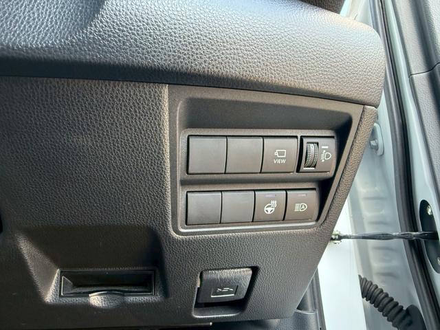 ヤリスクロス ハイブリッドＺ　スマートキー　ＬＥＤヘッドライト　８インディスプレイオーディオ　エントリーナビ　前後ドラレコ　パワーシート　フルセグＴＶ　ＥＴＣ　左右シートヒーター　ハンドルヒーター　クルコン　パノラミックビュー（13枚目）