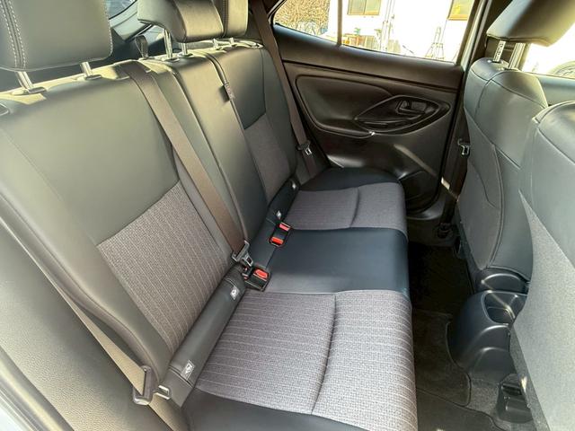 ヤリスクロス ハイブリッドＺ　スマートキー　ＬＥＤヘッドライト　８インディスプレイオーディオ　エントリーナビ　前後ドラレコ　パワーシート　フルセグＴＶ　ＥＴＣ　左右シートヒーター　ハンドルヒーター　クルコン　パノラミックビュー（38枚目）