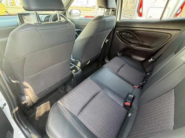 ヤリスクロス ハイブリッドＺ　スマートキー　ＬＥＤヘッドライト　８インディスプレイオーディオ　エントリーナビ　前後ドラレコ　パワーシート　フルセグＴＶ　ＥＴＣ　左右シートヒーター　ハンドルヒーター　クルコン　パノラミックビュー（39枚目）