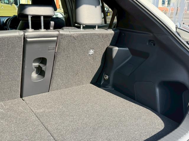 ヤリスクロス ハイブリッドＺ　スマートキー　ＬＥＤヘッドライト　８インディスプレイオーディオ　エントリーナビ　前後ドラレコ　パワーシート　フルセグＴＶ　ＥＴＣ　左右シートヒーター　ハンドルヒーター　クルコン　パノラミックビュー（45枚目）