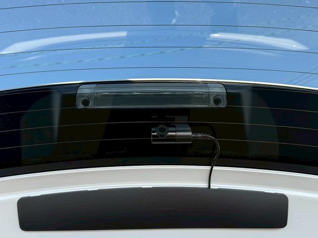 ヤリスクロス ハイブリッドＺ　スマートキー　ＬＥＤヘッドライト　８インディスプレイオーディオ　エントリーナビ　前後ドラレコ　パワーシート　フルセグＴＶ　ＥＴＣ　左右シートヒーター　ハンドルヒーター　クルコン　パノラミックビュー（46枚目）