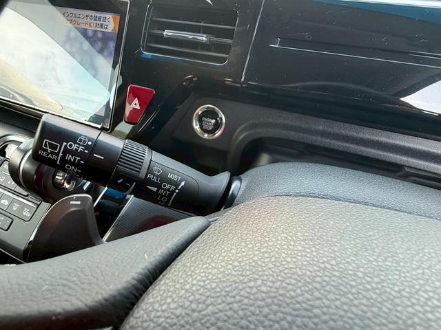 ステップワゴンスパーダ スパーダ・クールスピリット　ホンダセンシング　ワンオーナー　ＬＥＤヘッドライト　スマートキー　衝突軽減ブレーキ　純正９インチナビ　後席モニター　ＥＴＣ　バックカメラ　両側パワースライドドア　左右シートヒーター　パドルシフト　純正エンジンスターター（18枚目）