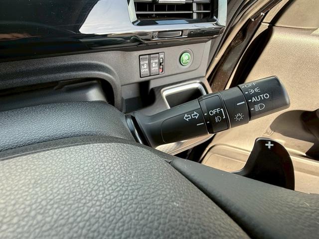 ステップワゴンスパーダ スパーダ・クールスピリット　ホンダセンシング　ワンオーナー　ＬＥＤヘッドライト　スマートキー　衝突軽減ブレーキ　純正９インチナビ　後席モニター　ＥＴＣ　バックカメラ　両側パワースライドドア　左右シートヒーター　パドルシフト　純正エンジンスターター（19枚目）