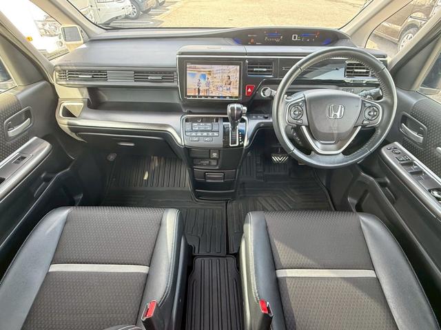 ステップワゴンスパーダ スパーダ・クールスピリット　ホンダセンシング　ワンオーナー　ＬＥＤヘッドライト　スマートキー　衝突軽減ブレーキ　純正９インチナビ　後席モニター　ＥＴＣ　バックカメラ　両側パワースライドドア　左右シートヒーター　パドルシフト　純正エンジンスターター（25枚目）