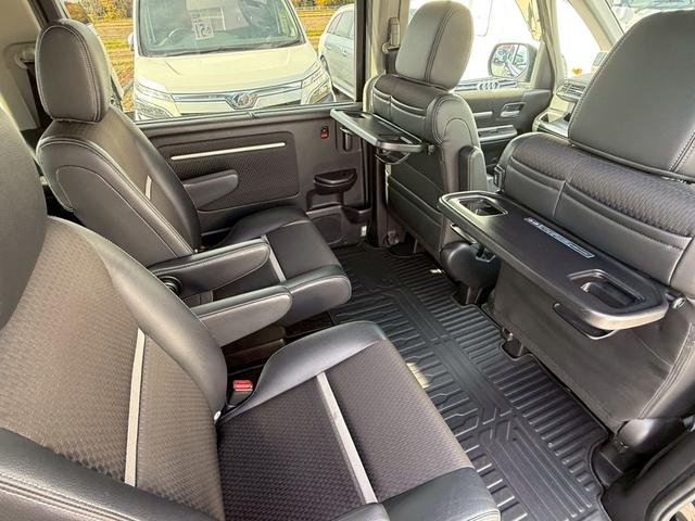 ステップワゴンスパーダ スパーダ・クールスピリット　ホンダセンシング　ワンオーナー　ＬＥＤヘッドライト　スマートキー　衝突軽減ブレーキ　純正９インチナビ　後席モニター　ＥＴＣ　バックカメラ　両側パワースライドドア　左右シートヒーター　パドルシフト　純正エンジンスターター（35枚目）