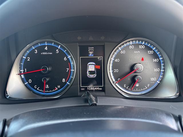 ハリアー エレガンス ETC バックカメラ パワーシート サンルーフ ナビ TV オートライト LEDヘッドランプ アルミホイール スマートキー アイドリングストップ 電動格納ミラー CVT 盗難防止システム(4枚目)