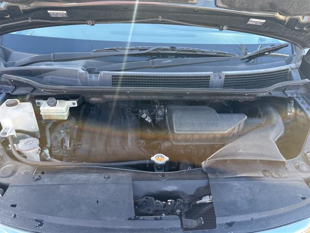 セレナ ハイウェイスター S-ハイブリッド Vセレクション バックカメラ ナビ TV オートクルーズコントロール 両側電動スライドドア オートライト HID スマートキー アイドリングストップ 電動格納ミラー 後席モニター 3列シート CVT アルミホイール(19枚目)