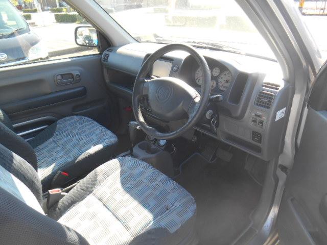 Z ベースグレード タイミングベルト交換済み 4WD キーレス ナビ CD/DVD再生 Bluetooth対応 純正アルミ エアバック ABS(15枚目)