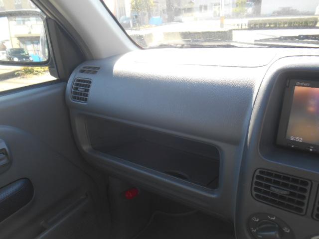 Z ベースグレード タイミングベルト交換済み 4WD キーレス ナビ CD/DVD再生 Bluetooth対応 純正アルミ エアバック ABS(25枚目)