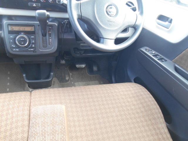 モコ X タイミングチェーンモデル CD USB接続 スマートキー ETC オートエアコン プッシュスタート アルミ ベンチシート ドライブレコーダー付き Wエアバック ABS 盗難防止装置 衝突安全ボディ(32枚目)