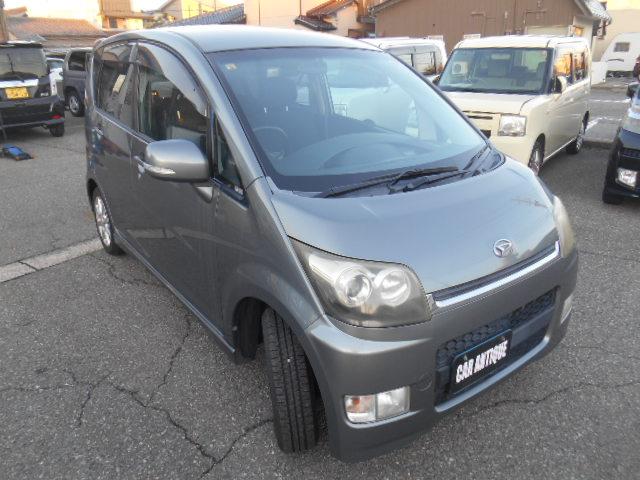 ムーヴ カスタム　ＲＳ　タイミングチェーンモデル　ターボ　スマートキー　ＨＩＤライト　フォグライト　ＣＤ　エアロ　アルミ　モモステアリング　オートエアコン　ベンチシート　Ｗエアバック　ＡＢＳ　盗難防止装置　衝突安全ボディ（7枚目）