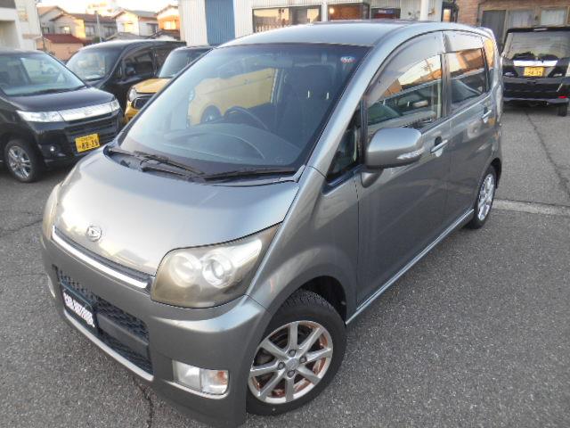 ムーヴ カスタム　ＲＳ　タイミングチェーンモデル　ターボ　スマートキー　ＨＩＤライト　フォグライト　ＣＤ　エアロ　アルミ　モモステアリング　オートエアコン　ベンチシート　Ｗエアバック　ＡＢＳ　盗難防止装置　衝突安全ボディ（9枚目）