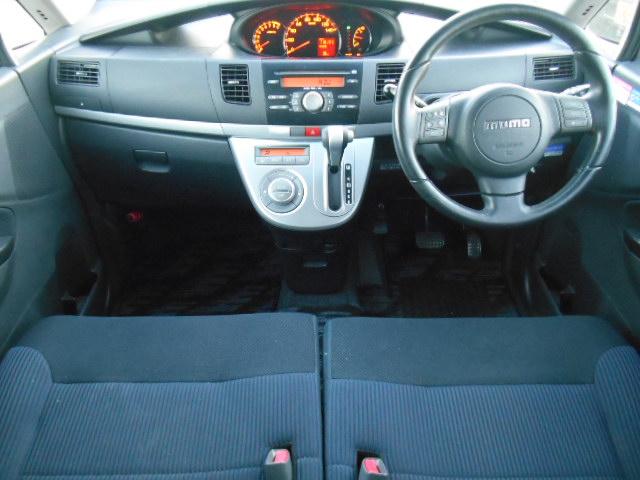 ムーヴ カスタム　ＲＳ　タイミングチェーンモデル　ターボ　スマートキー　ＨＩＤライト　フォグライト　ＣＤ　エアロ　アルミ　モモステアリング　オートエアコン　ベンチシート　Ｗエアバック　ＡＢＳ　盗難防止装置　衝突安全ボディ（31枚目）