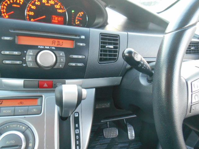 ムーヴ カスタム　ＲＳ　タイミングチェーンモデル　ターボ　スマートキー　ＨＩＤライト　フォグライト　ＣＤ　エアロ　アルミ　モモステアリング　オートエアコン　ベンチシート　Ｗエアバック　ＡＢＳ　盗難防止装置　衝突安全ボディ（37枚目）