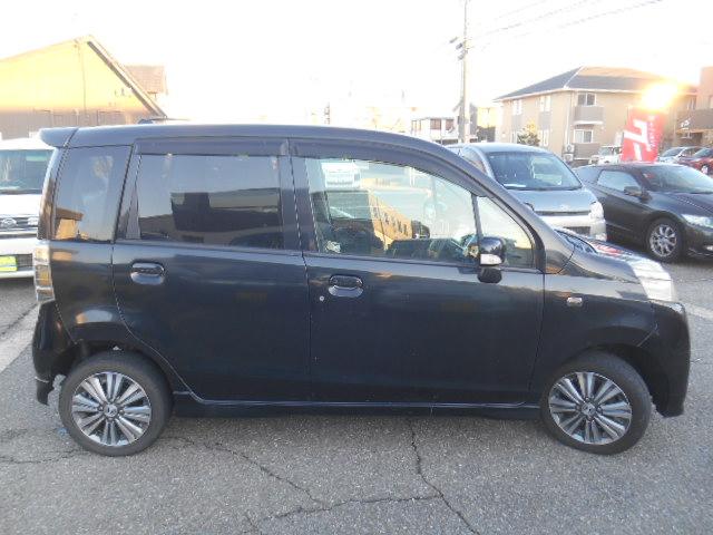 ライフ ディーバスマートスタイル 4WD スマートキー ワンセグ CD/DVD再生 USB接続 SD バックカメラ HIDライト フォグライト エアロ オートエアコン Wエアバック ABS 盗難防止装置 衝突安全ボディ(10枚目)