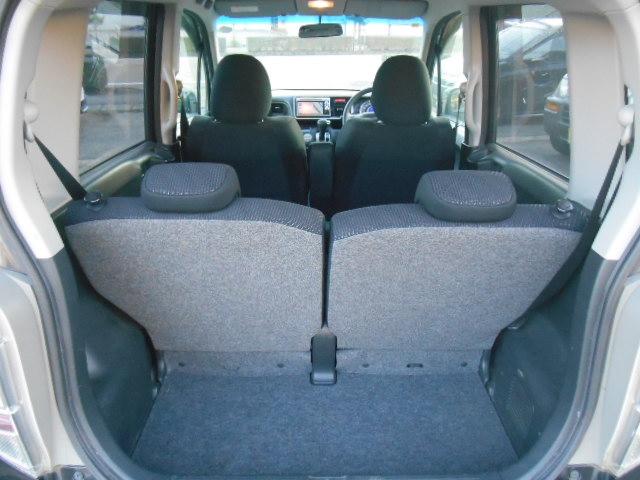 ライフ ディーバスマートスタイル 4WD スマートキー ワンセグ CD/DVD再生 USB接続 SD バックカメラ HIDライト フォグライト エアロ オートエアコン Wエアバック ABS 盗難防止装置 衝突安全ボディ(28枚目)