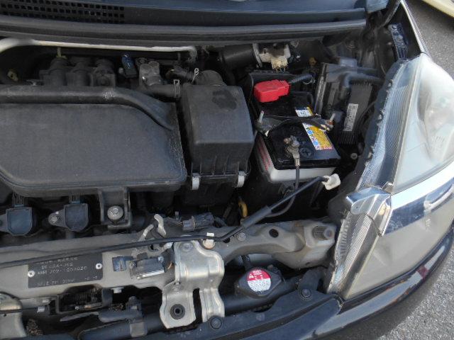 ライフ ディーバスマートスタイル 4WD スマートキー ワンセグ CD/DVD再生 USB接続 SD バックカメラ HIDライト フォグライト エアロ オートエアコン Wエアバック ABS 盗難防止装置 衝突安全ボディ(42枚目)