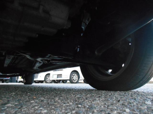 ライフ ディーバスマートスタイル 4WD スマートキー ワンセグ CD/DVD再生 USB接続 SD バックカメラ HIDライト フォグライト エアロ オートエアコン Wエアバック ABS 盗難防止装置 衝突安全ボディ(44枚目)