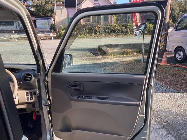 タント Ｘリミテッド　ＥＴＣ　バックカメラ　電動スライドドア　ナビ　ＴＶ　スマートキー　アイドリングストップ　電動格納ミラー　ベンチシート　ＣＶＴ　盗難防止システム　ＡＢＳ　ＣＤ　ミュージックプレイヤー接続可（43枚目）