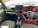 車を運転する際には運転席の存在は欠かせません。なのでしっかりとチェックしたいポイントですね。