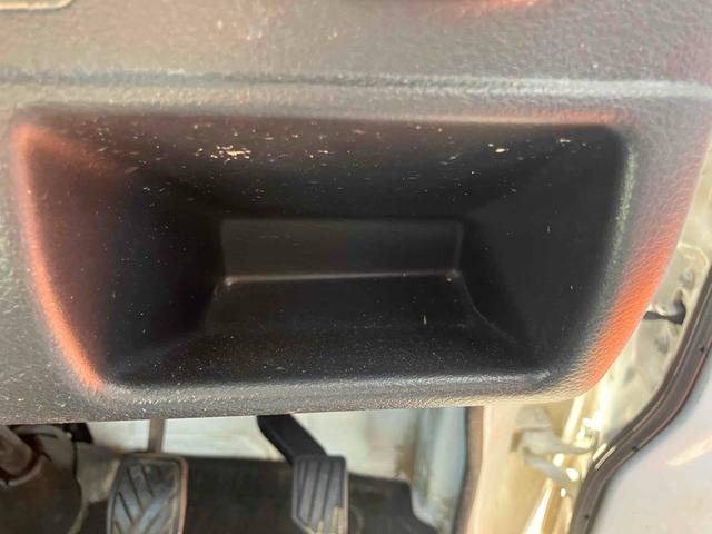 キャリイトラック KCエアコン・パワステ 軽トラック MT エアコン パワーステアリング 運転席エアバッグ(26枚目)