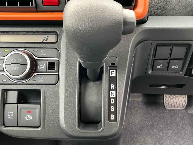 タント ファンクロス　両側電動スライドドア　クリアランスソナー　レーンアシスト　衝突被害軽減システム　オートライト　ＬＥＤヘッドランプ　ヘッドライトウォッシャー　スマートキー　アイドリングストップ　電動格納ミラー（5枚目）