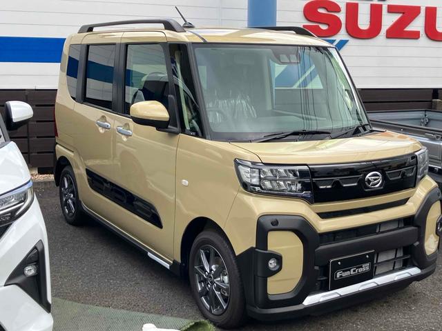 タント ファンクロス　両側電動スライドドア　クリアランスソナー　レーンアシスト　衝突被害軽減システム　オートライト　ＬＥＤヘッドランプ　ヘッドライトウォッシャー　スマートキー　アイドリングストップ　電動格納ミラー（17枚目）