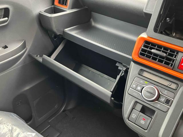 タント ファンクロス　両側電動スライドドア　クリアランスソナー　レーンアシスト　衝突被害軽減システム　オートライト　ＬＥＤヘッドランプ　ヘッドライトウォッシャー　スマートキー　アイドリングストップ　電動格納ミラー（40枚目）