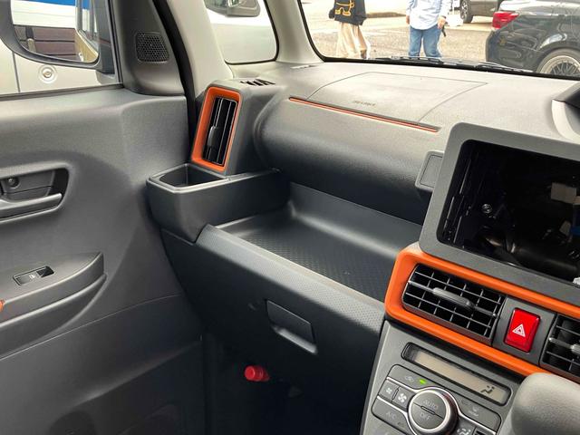 タント ファンクロス　両側電動スライドドア　クリアランスソナー　レーンアシスト　衝突被害軽減システム　オートライト　ＬＥＤヘッドランプ　ヘッドライトウォッシャー　スマートキー　アイドリングストップ　電動格納ミラー（43枚目）