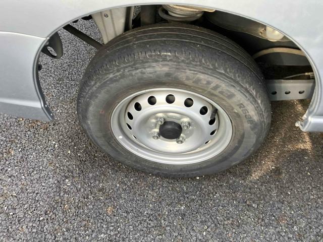 ハイゼットカーゴ スペシャルSAIII 軽バン バン AT 衝突被害軽減システム ETC 両側スライドドア キーレスエントリー アイドリングストップ オートマチックハイビーム オートライト ABS ESC エアコン パワーステアリング(20枚目)