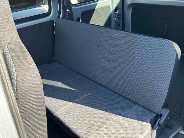 ハイゼットカーゴ スペシャルSAIII 軽バン バン AT 衝突被害軽減システム ETC 両側スライドドア キーレスエントリー アイドリングストップ オートマチックハイビーム オートライト ABS ESC エアコン パワーステアリング(28枚目)