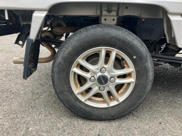 アクティトラック SDX ワンオーナー 2WD オートマチック車 エアコン パワーステアリング パワーウィンドウ 純正AM/FMラジオ 社外12インチアルミ キーレスエントリー 三方開 軽トラック(16枚目)