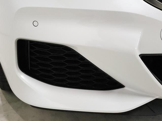 ８シリーズ Ｍ８５０ｉ　ｘＤｒｉｖｅクーペ　カーボンファイバー製ルーフ　レッド＆ブラックツートン革シート　２０インチＡＷ　フルセグＴＶ　ヘッドアップディスプレイ　シートヒーター　シートクーラー　ｈａｒｍａｎｋａｒｄｏｎサラウンドサウンドシステム（19枚目）