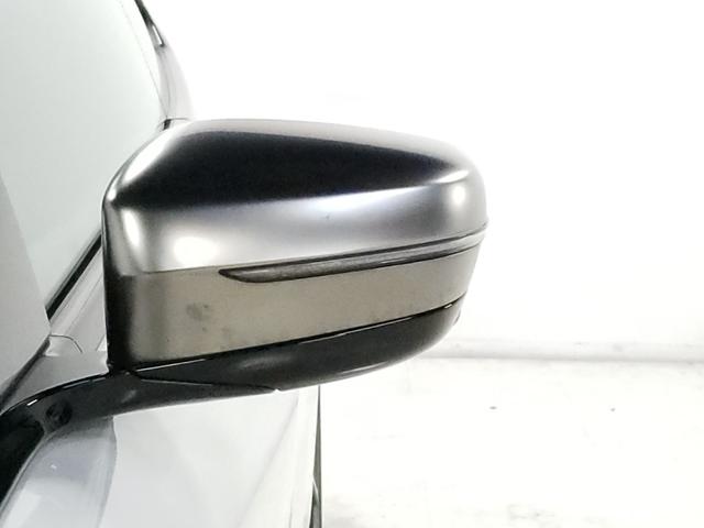 ８シリーズ Ｍ８５０ｉ　ｘＤｒｉｖｅクーペ　カーボンファイバー製ルーフ　レッド＆ブラックツートン革シート　２０インチＡＷ　フルセグＴＶ　ヘッドアップディスプレイ　シートヒーター　シートクーラー　ｈａｒｍａｎｋａｒｄｏｎサラウンドサウンドシステム（21枚目）