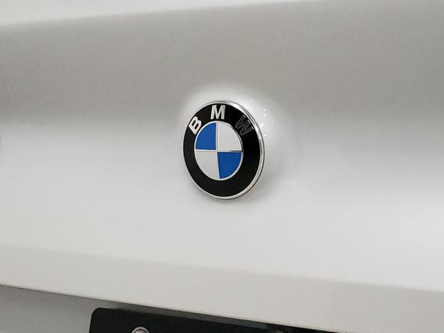 ８シリーズ Ｍ８５０ｉ　ｘＤｒｉｖｅクーペ　カーボンファイバー製ルーフ　レッド＆ブラックツートン革シート　２０インチＡＷ　フルセグＴＶ　ヘッドアップディスプレイ　シートヒーター　シートクーラー　ｈａｒｍａｎｋａｒｄｏｎサラウンドサウンドシステム（35枚目）