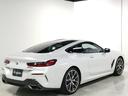 Ｍ８５０ｉ　ｘＤｒｉｖｅクーペ　カーボンファイバー製ルーフ　レッド＆ブラックツートン革シート　２０インチＡＷ　フルセグＴＶ　ヘッドアップディスプレイ　シートヒーター　シートクーラー　ｈａｒｍａｎｋａｒｄｏｎサラウンドサウンドシステム（24枚目）