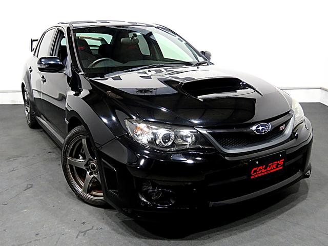 インプレッサ ＷＲＸ　ＳＴｉ　ストラーダナビフルセグ　大型リアスポイラー　ＰＩＡＡ１８ＡＷ　エアロパーツ　フォグランプ　専用スポーツシート　タイミングベルト交換済　ラジエーター新品交換済　ＳＩドライブ　スマートキー　リアワイパー（2枚目）