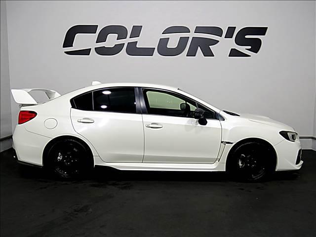 ＷＲＸ Ｓ４ ２．０ＧＴ　ＥｙｅＳｉｇｈｔ　大型リアスポイラー　エアロパーツ　ハーフレザー　バックカメラ　タイミングチェーン　トランクスポイラー　ＥＴＣ　アイサイト　クルーズコントロール　ブラックインテリア（7枚目）