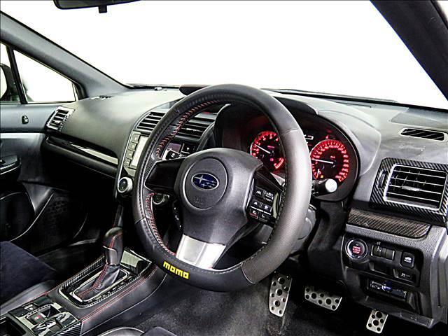 ＷＲＸ Ｓ４ ２．０ＧＴ　ＥｙｅＳｉｇｈｔ　大型リアスポイラー　エアロパーツ　ハーフレザー　バックカメラ　タイミングチェーン　トランクスポイラー　ＥＴＣ　アイサイト　クルーズコントロール　ブラックインテリア（11枚目）