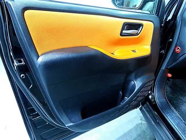 ヴォクシー ZS 7人 ツインムーンルーフ 両側パワースライドドア ドラレコ エアロパーツ LEDヘッドライト スマートキー プッシュスタート(21枚目)