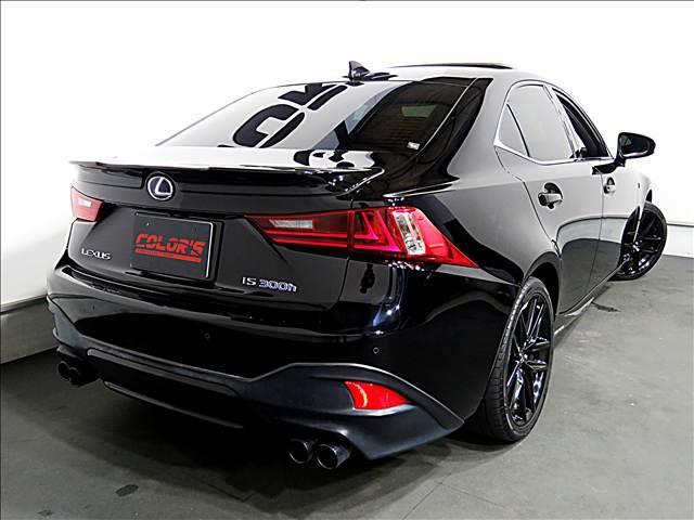 IS IS300h FスポーツXライン 特別仕様車 サンルーフ トランクスポイラー ETC ブラックレッドインテリア スピンドルグリル スマートキー(3枚目)