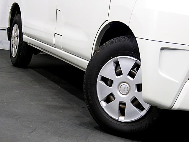 ハイゼットカーゴ クルーズＳＡＩＩＩ　ハイルーフ　買取車　ハイルーフ　安全装備　ブラクインテリア　ドライブレコーダー　ナビ　ＥＴＣ　ルーフボックス　分割式セカンドシート（28枚目）