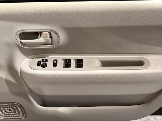 アルトラパン Ｌ　届出済未使用車　衝突軽減ブレーキ　誤発進抑制　車線逸脱警報　標識認識機能　アイドリングストップ　運転席シートヒーター　オートエアコン　電動格納ミラー　キーレスプッシュスタート　軽自動車（25枚目）