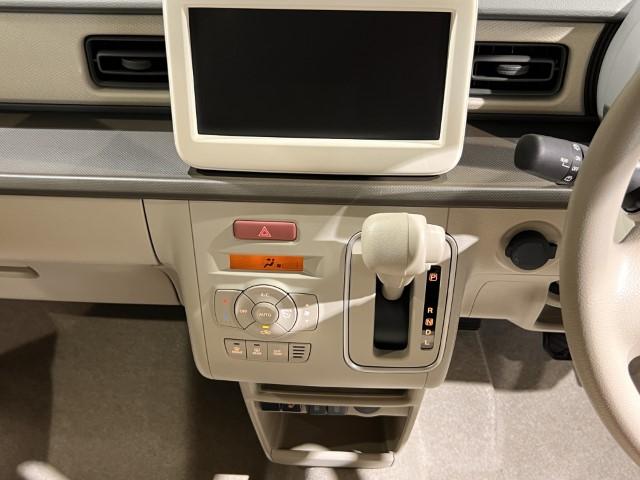 アルトラパン Ｌ　届出済未使用車　衝突軽減ブレーキ　誤発進抑制　車線逸脱警報　標識認識機能　アイドリングストップ　運転席シートヒーター　オートエアコン　電動格納ミラー　キーレスプッシュスタート　軽自動車（27枚目）